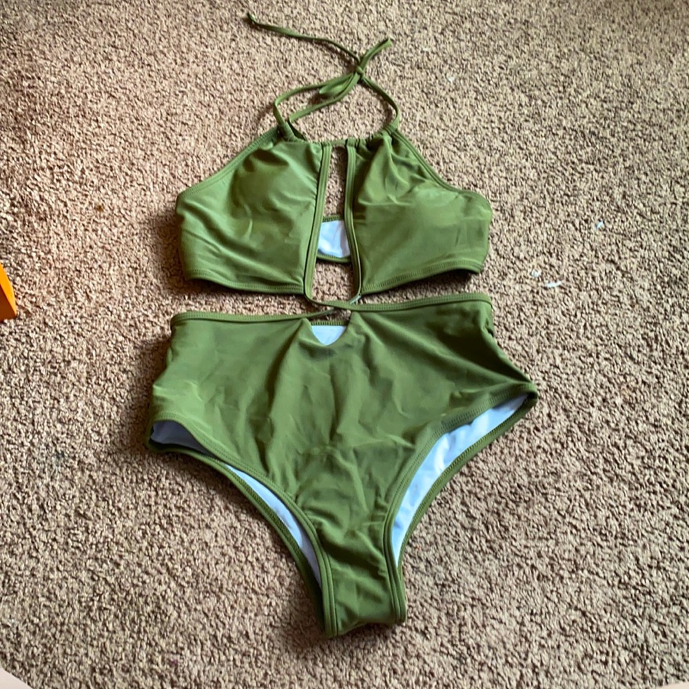 NWOT Shein Army Green Criss Cross Swimsuit